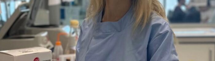 Dr Sofia Lovestam in lab