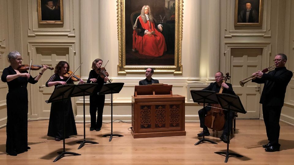 Orpheus Britannicus performing in the Dining Hall at Trinity Hall.